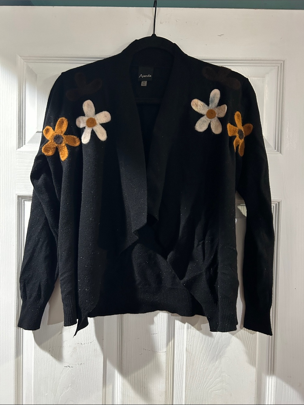 Arafat Sz small Black Floral Appliqué Open-Front Sweater
